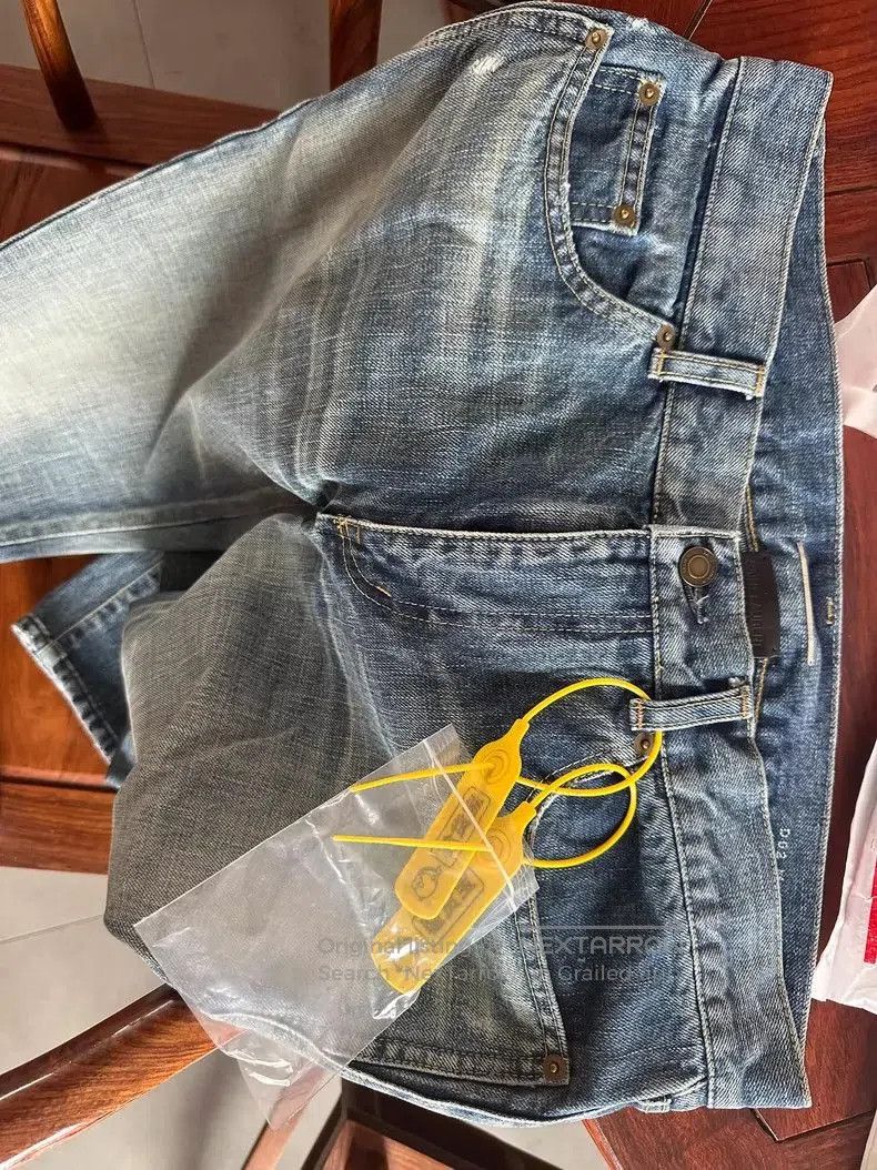 Saint Laurent Paris Saint Laurent Washed Blue Denim Jeans. Size US 31 - 1 Thumbnail