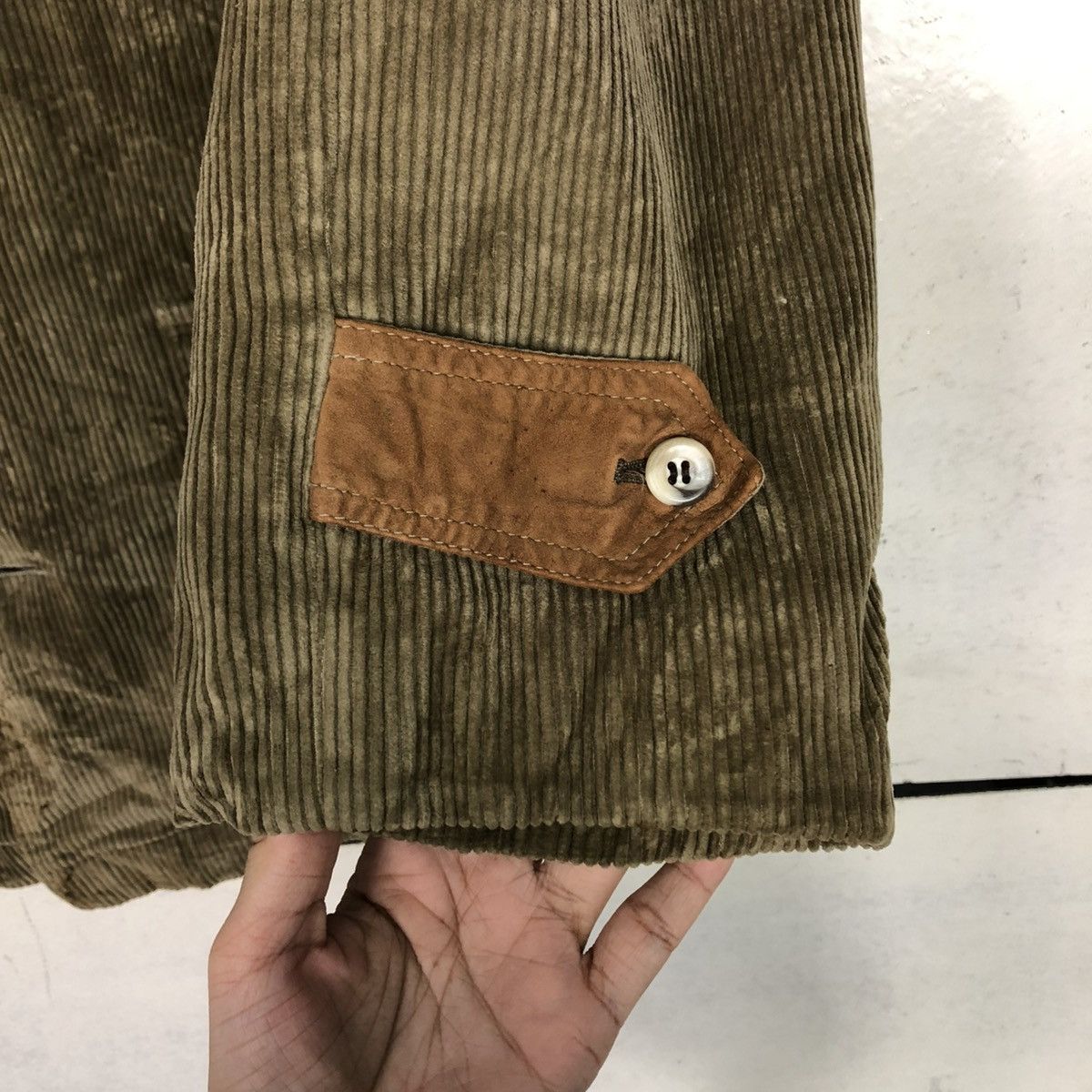 Brooks Brothers 🔥VINTAGE CORDUROY WORK JACKET BROOKS BROTHER MADE IN ENGLAND Size US M / EU 48-50 / 2 - 17 Thumbnail