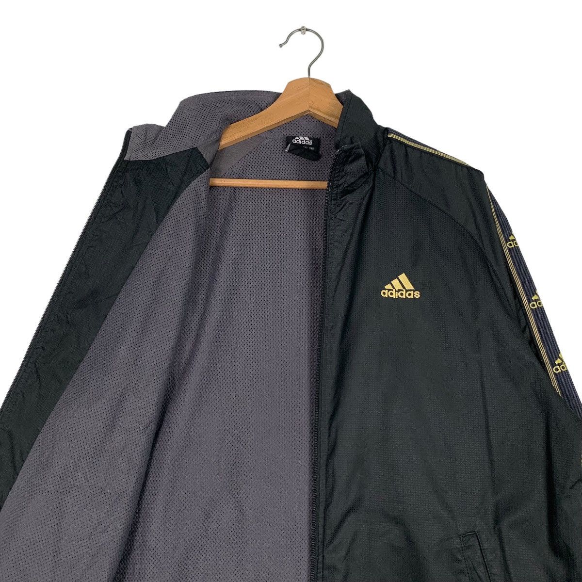 Adidas ADIDAS Side Tape Jacket #0533-C24 Size US L / EU 52-54 / 3 - 10 Thumbnail