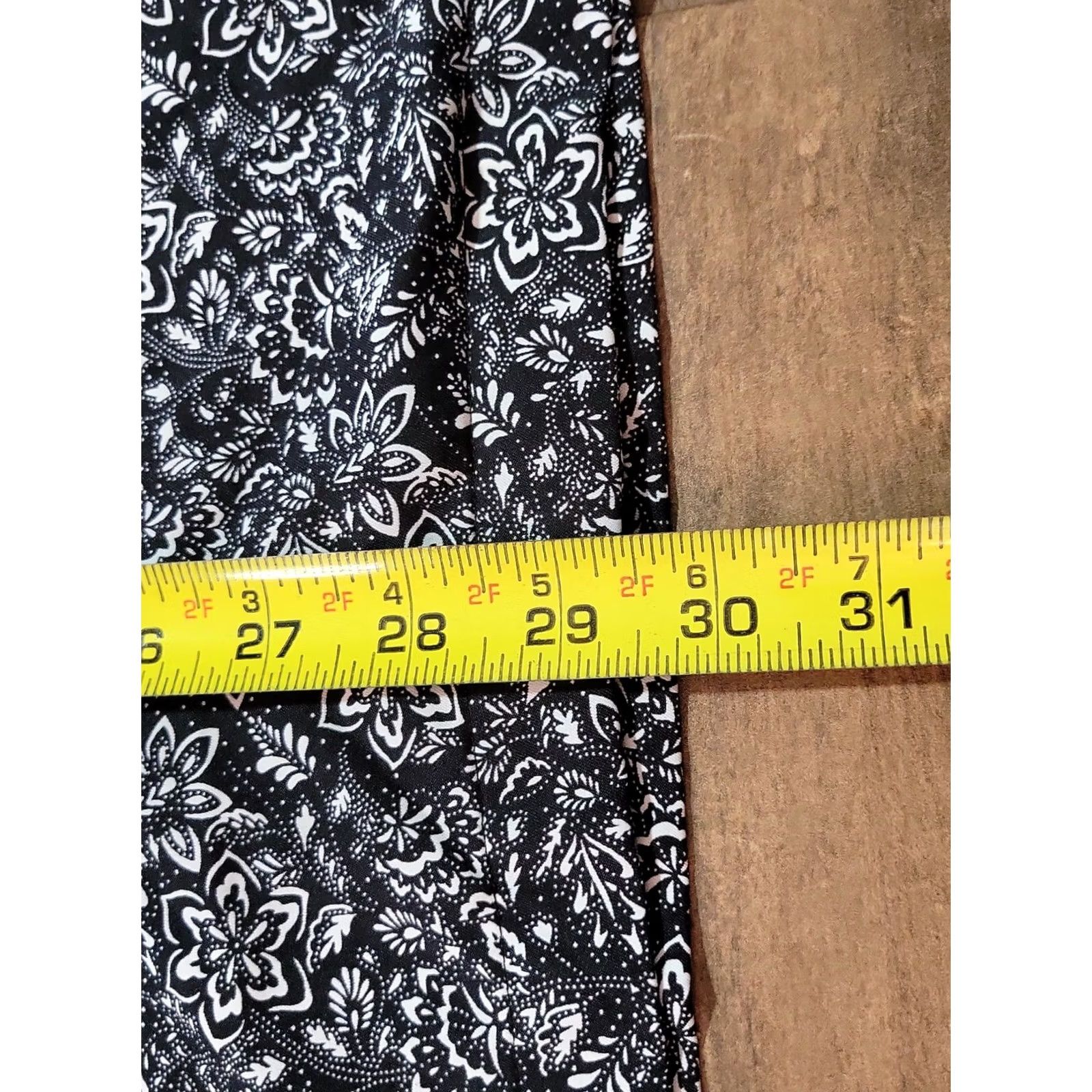 Mizzen+Main MIZZEN + MAIN Shirt Medium Black Floral Hawaii Short Sleeve Button Up Nylon Size US M / EU 48-50 / 2 - 5 Thumbnail