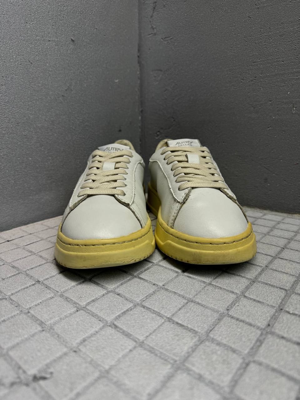 AUTRY AUTRY Dallas Low Leather SP “Leat White” 2022 Size US 5 / EU 37 - 3 Thumbnail