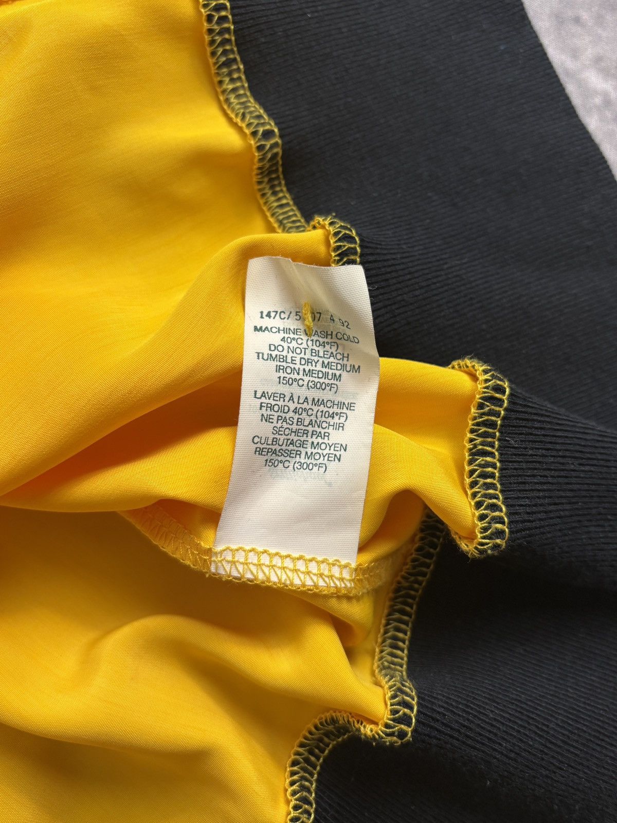 Marks & Spencer × Vintage 1980s Vintage St. Michaels Short Sleeve Blouse Elastic Poly Size XXL / US 16-18 / IT 52-54 - 4 Thumbnail