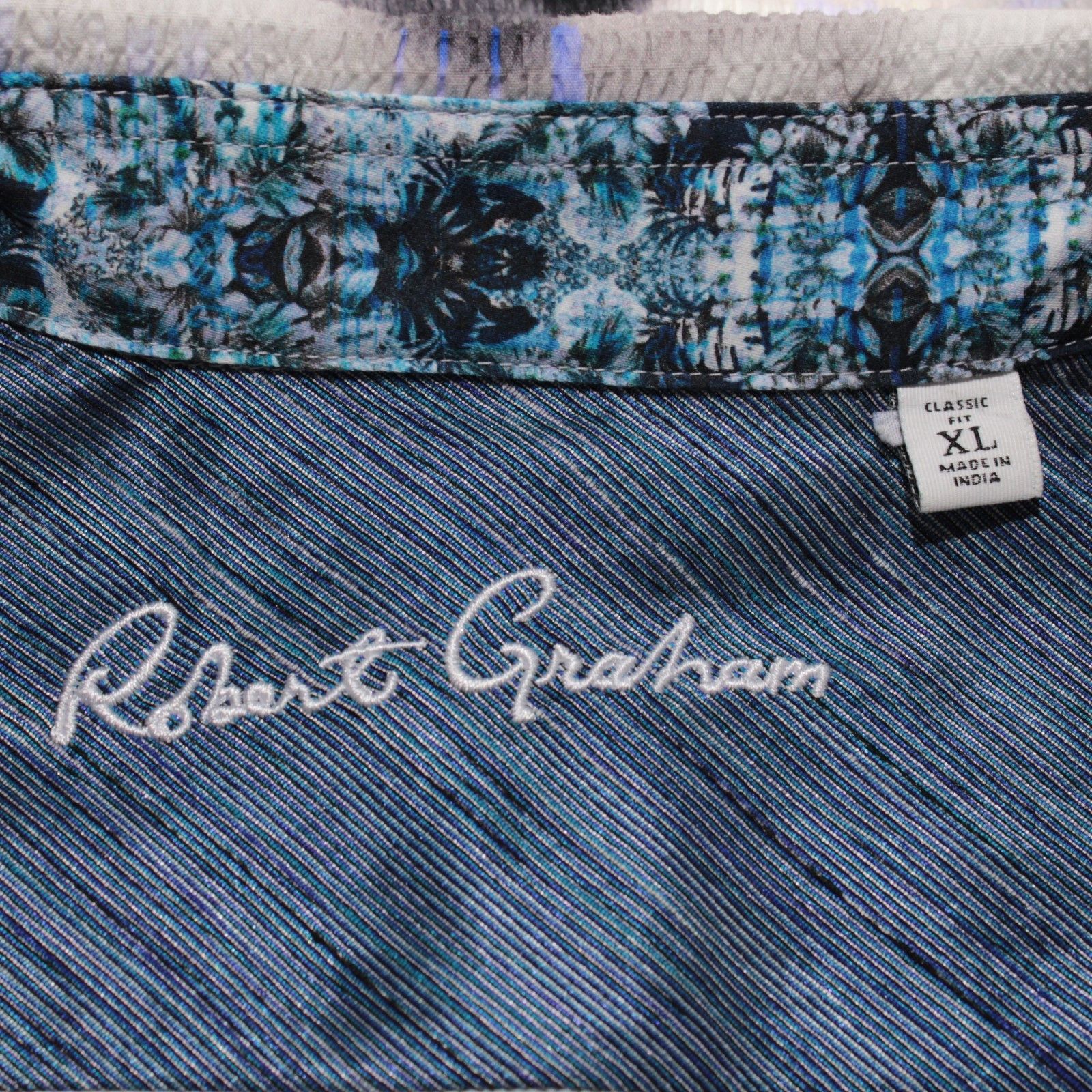 Robert Graham Robert Graham New with tags Shirt Size XL US In White Size US XL / EU 56 / 4 - 3 Thumbnail