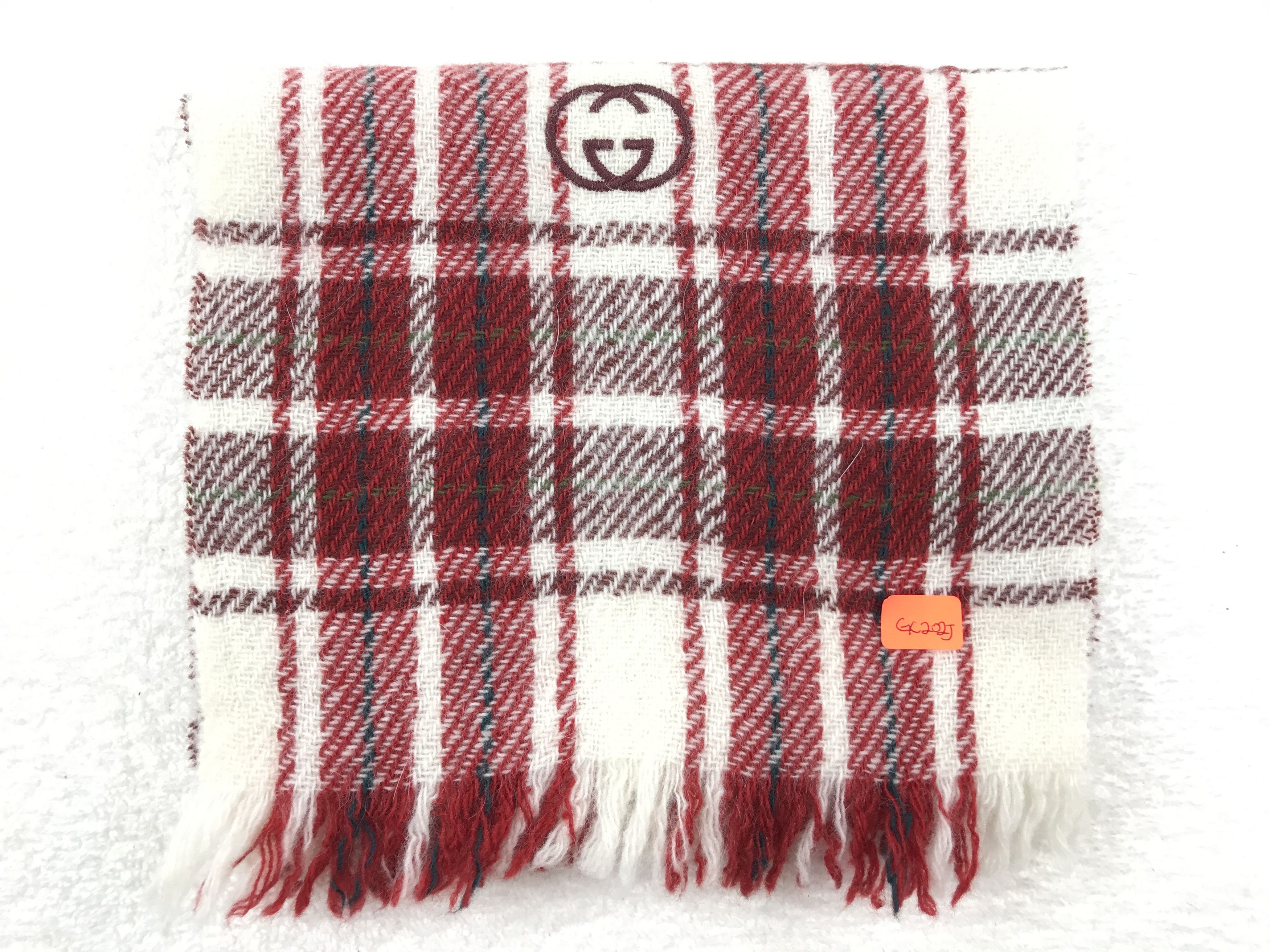 Gucci Vintage Gucci Scarf Muffler Wool Cashmere Size ONE SIZE - 2 Thumbnail