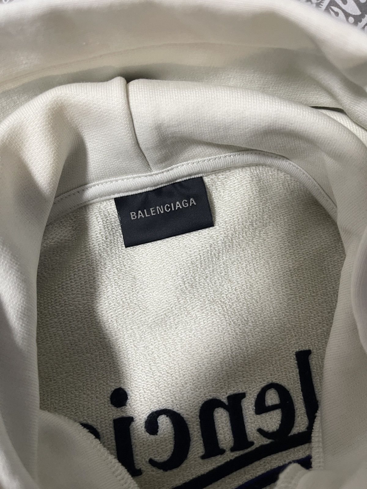 Balenciaga Balenciaga Political Logo Hoodie White Size US XS / EU 42 / 0 - 3 Thumbnail