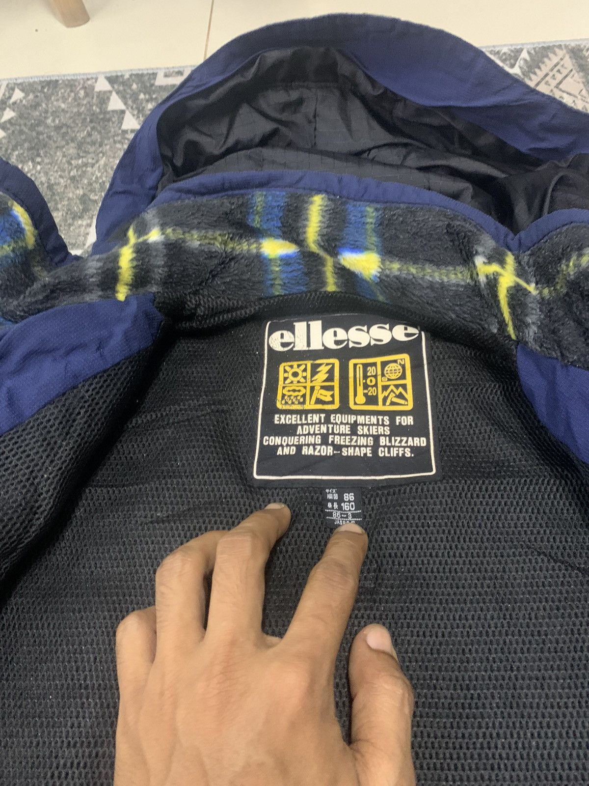 Ellesse 90s ELLESE SKI JACKET RARE DESIGN Size US XL / EU 56 / 4 - 6 Thumbnail