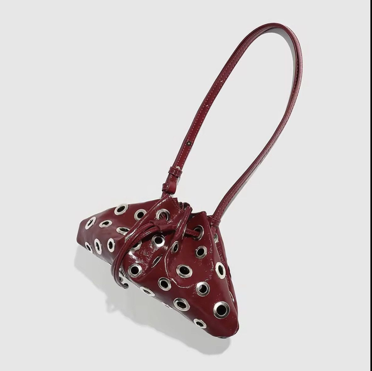 Japanese Brand Retro Hollow Handbag Drawstring Crossbody Bag Size ONE SIZE - 2 Thumbnail