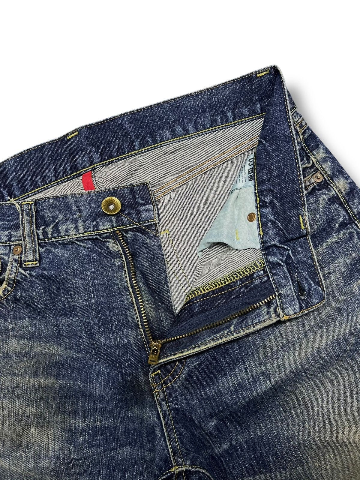 Uniqlo Vintage Uniqlo UJ S002 Japan - Faded Mud Wash Jeans Size US 33 - 10 Thumbnail
