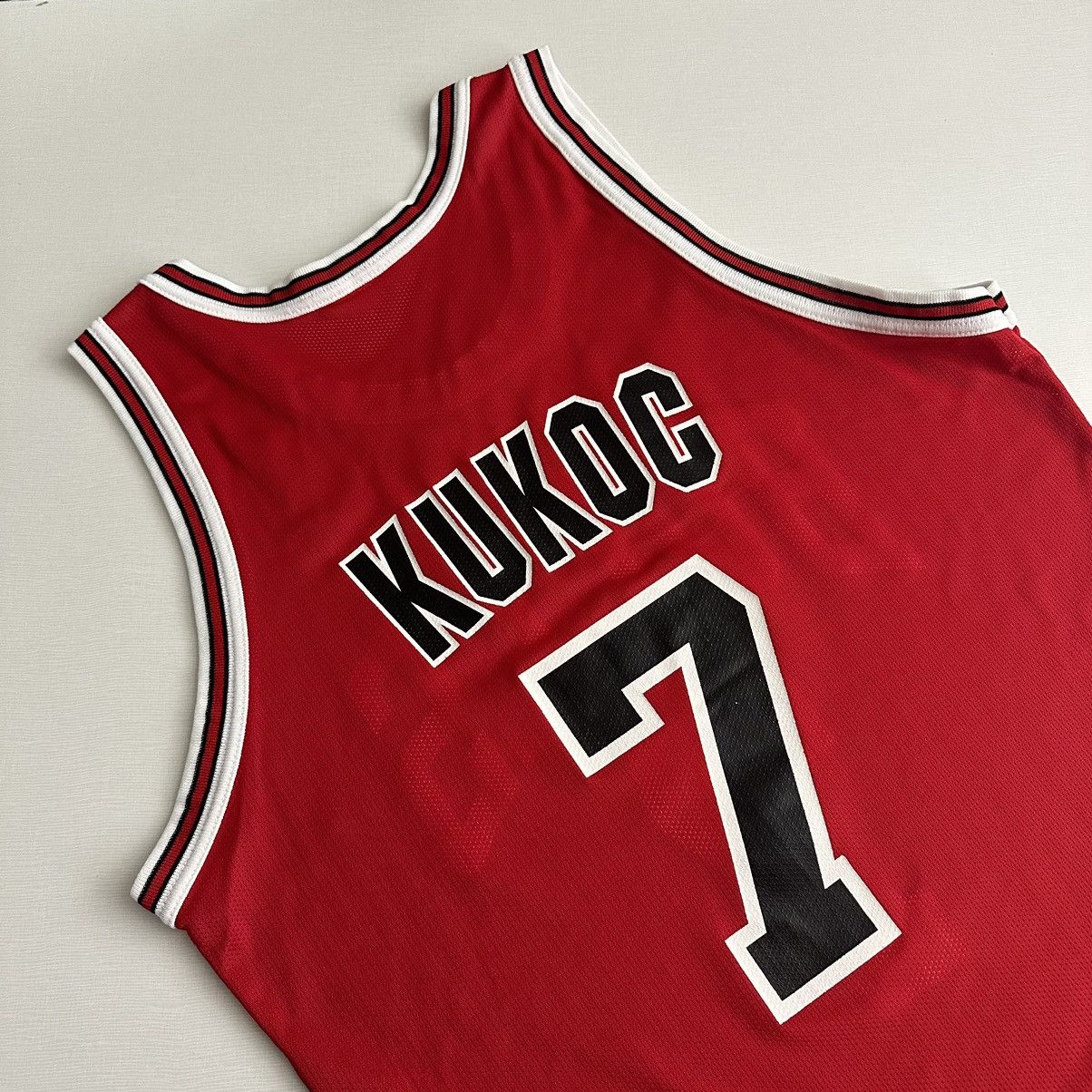 Champion × NBA × Vintage VINTAGE 90s CHICAGO BULLS CHAMPION JERSEY TONY KUKOC 44/L Size US L / EU 52-54 / 3 - 6 Thumbnail