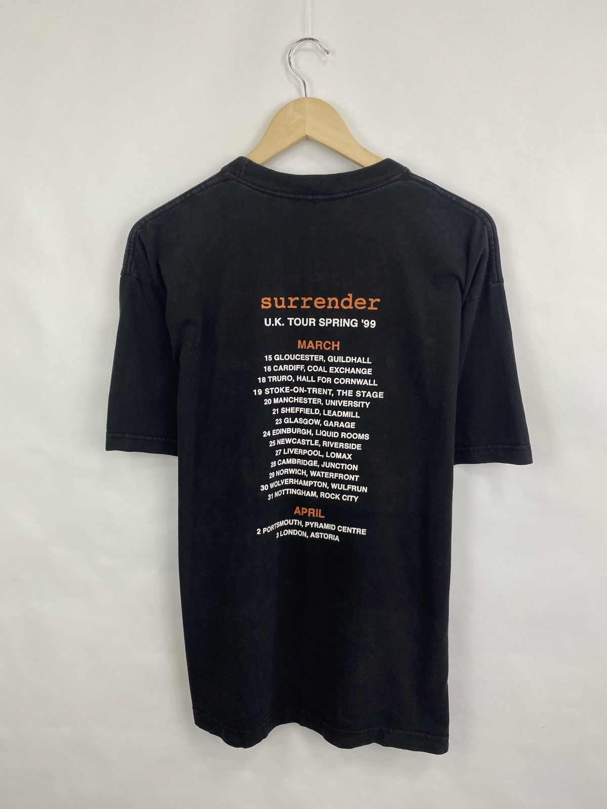 Band Tees 🇬🇧 Vintage 1999 Roger Taylor Electric Fire UK Tour Concert Size US L / EU 52-54 / 3 - 7 Thumbnail