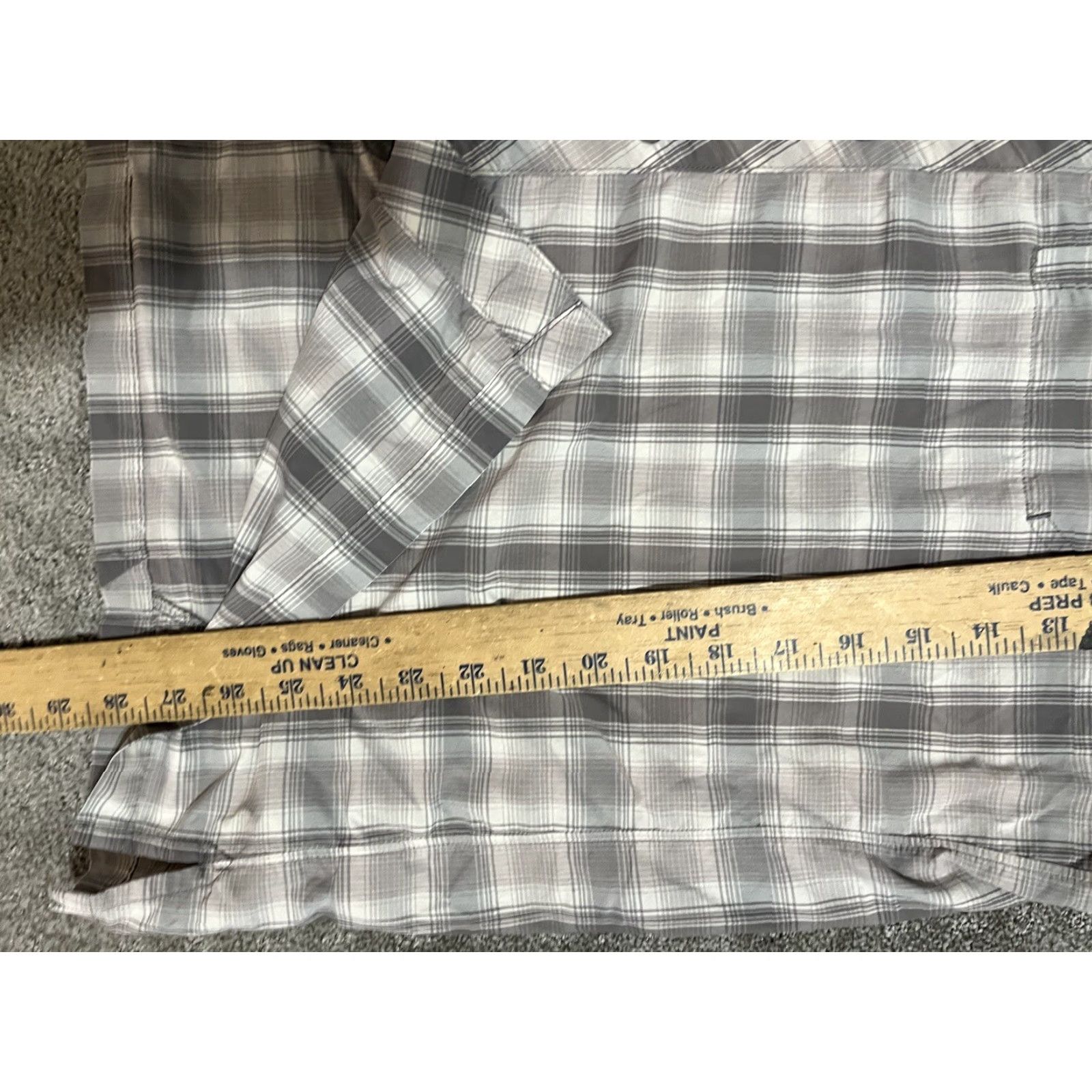 Vintage Cabelas Button-Up Shirt Men Short Sleeve Large Gray Plaid Pocket Casual Shirt Size US L / EU 52-54 / 3 - 5 Thumbnail