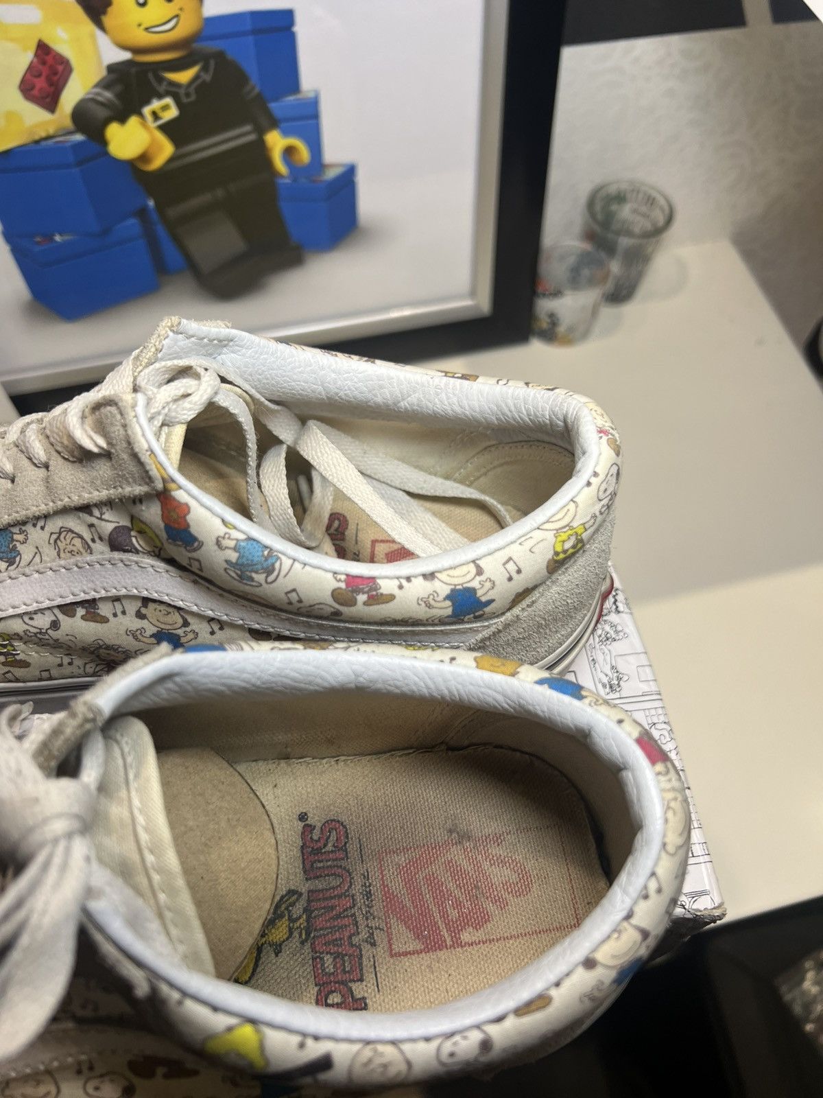 Peanuts × Vans (offers🤝)Vans x Peanuts Multi/True White low shoes 💫 Size US 9 / EU 42 - 6 Thumbnail