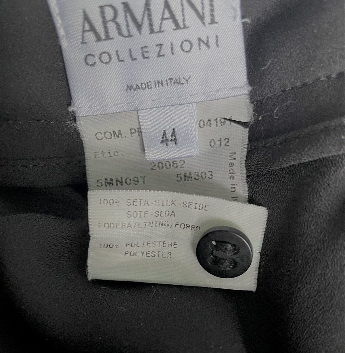 Armani Collezioni Vintage Armani Silk Ruffle Skirt Size 30" / US 8 / IT 44 - 4 Thumbnail