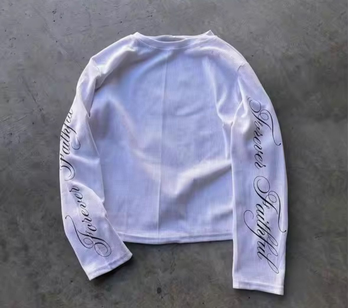 Other High Street Retro Punk European American Long Sleeve T-Shirt Size US M / EU 48-50 / 2 - 1 Thumbnail