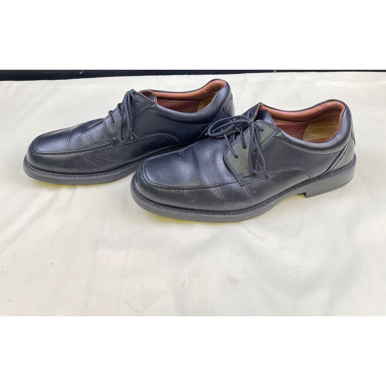 Johnston & Murphy Johnston & Murphy Men's Black Leather Shoes/ Oxfords Size 10 Size US 10 / EU 43 - 1 Thumbnail
