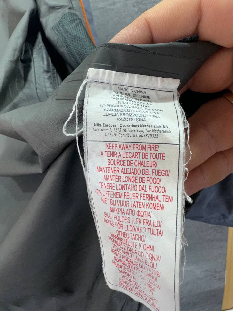 Other Nike ACG Gore-Tex Paclite Grey Mens Vintage Jacket Size US S / EU 44-46 / 1 - 21 Thumbnail