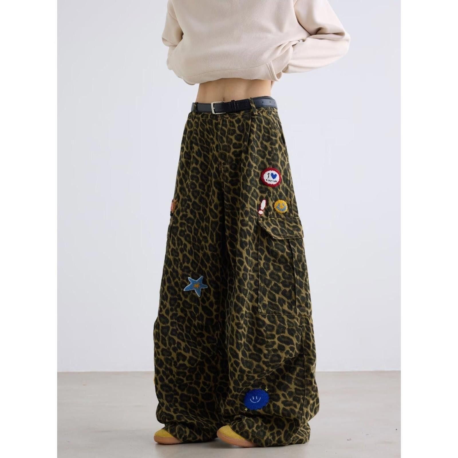 Other Leopard Print Wide Leg Cargo Pants with Patches Size US 27 - 3 Thumbnail