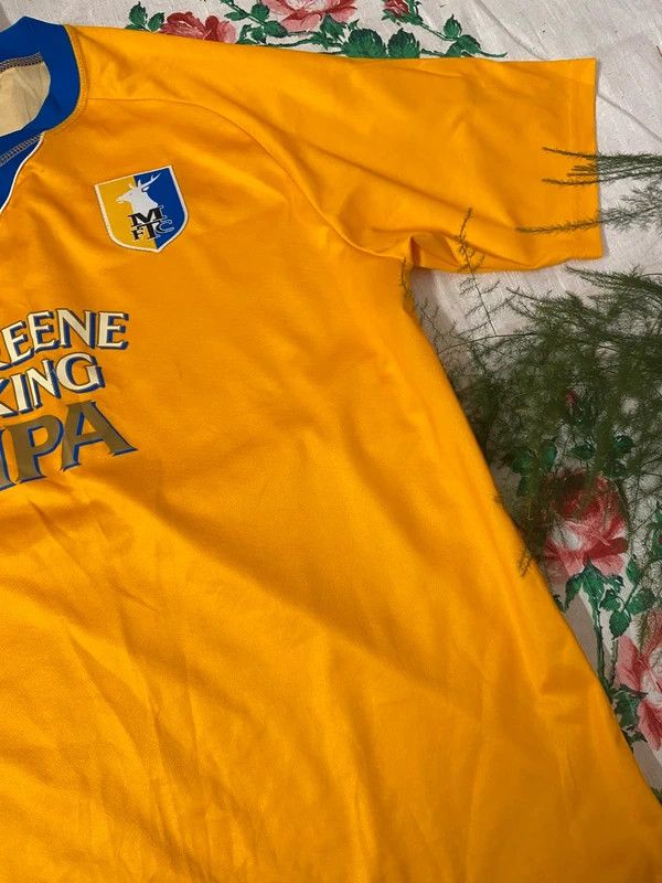 Errea Mansfield Town 2011/12 Erreà Home Shirt Vintage Jersey XL Size US XL / EU 56 / 4 - 12 Thumbnail