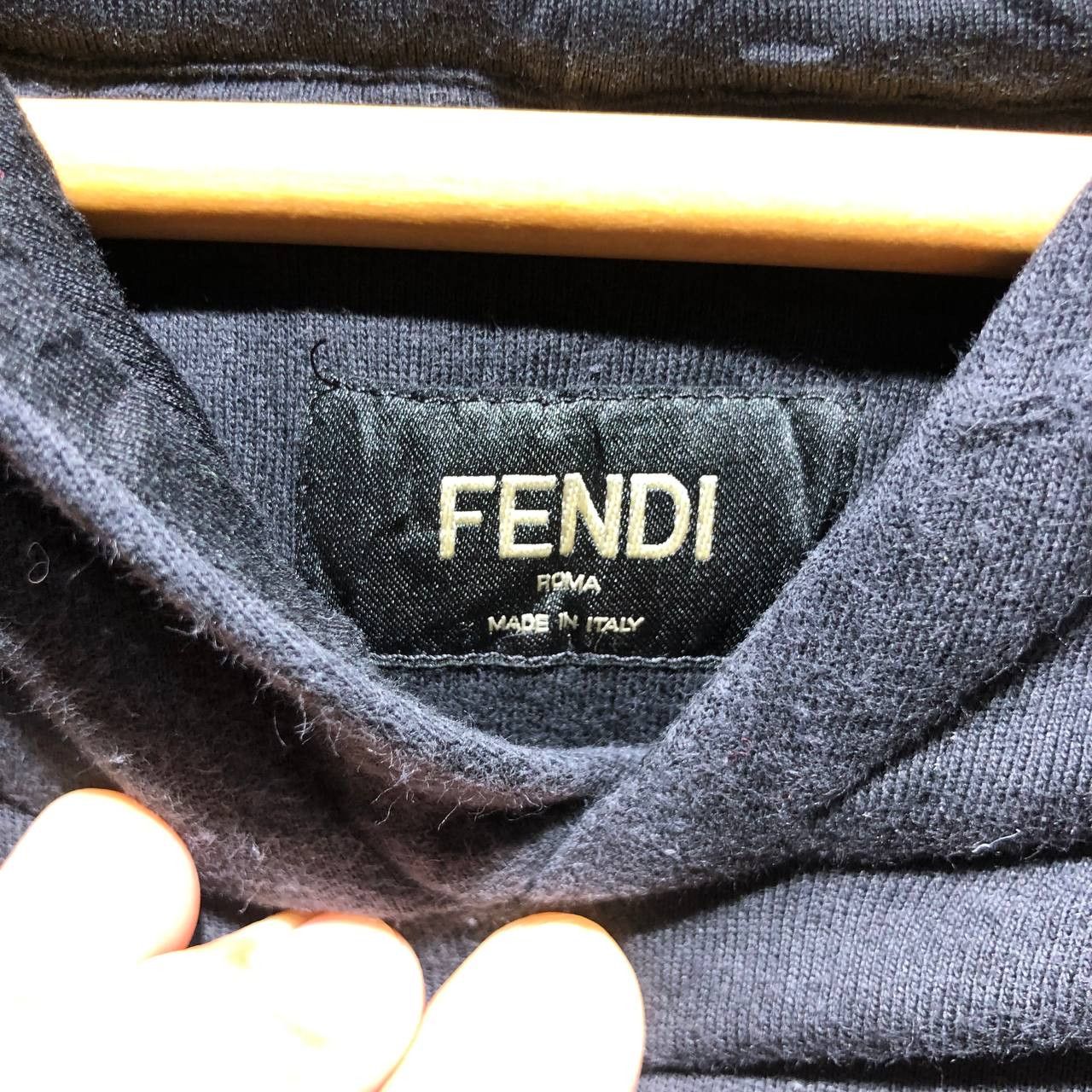 Fendi Fendi Rubberized Repeat Logo pull over hoodie Size US XL / EU 56 / 4 - 15 Thumbnail