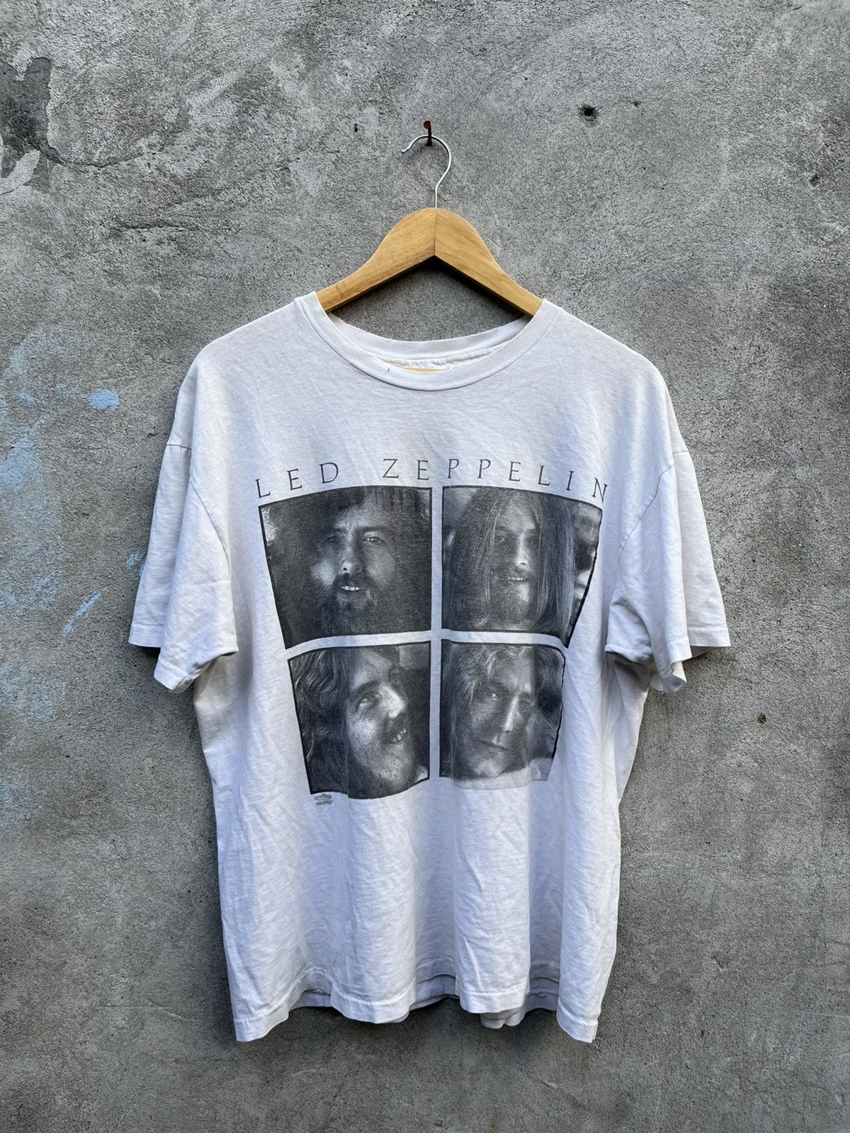 Vintage Vintage 1990s Led Zepellin Size US L / EU 52-54 / 3 - 1 Thumbnail