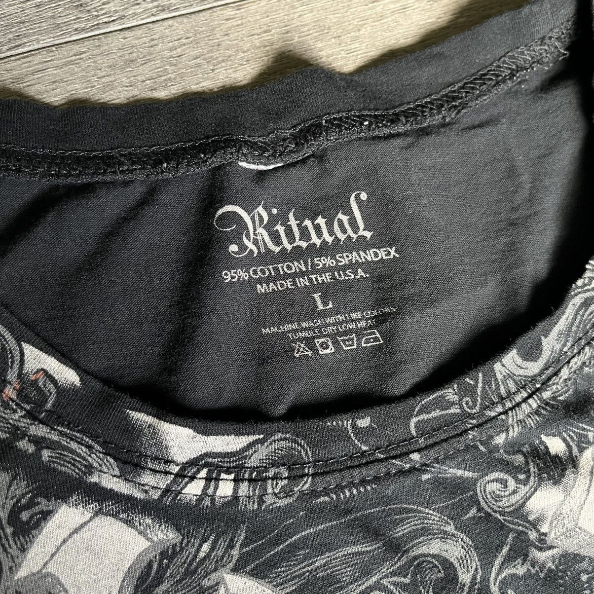 Affliction × Vintage Vintage 2000s Ritual Affliction Style Studded Faith Logo Tee Size M / US 6-8 / IT 42-44 - 4 Thumbnail