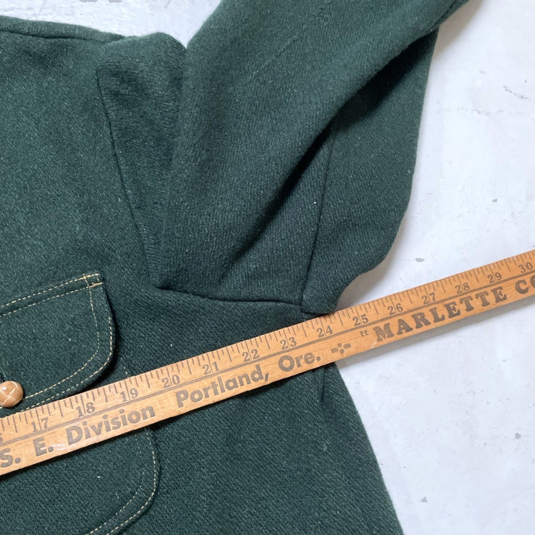 Vintage Vintage Montgomery Ward Wool Suede Leather Shooting Hunting Jacket XL Unisex Adults Green 80s Workwear Outdoor Military Fishing Hunting Pattern Size US XL / EU 56 / 4 - 4 Thumbnail