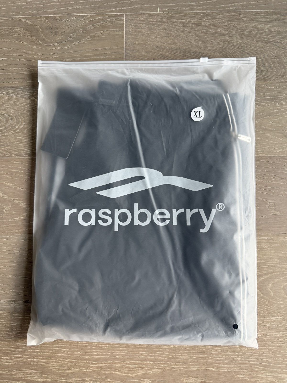 The GV Gallery X-LARGE THE GV GALLERY RASPBERRY HILLS D WILL SWEATS ❤️✅ NEW Size US 38 / EU 54 - 2 Thumbnail