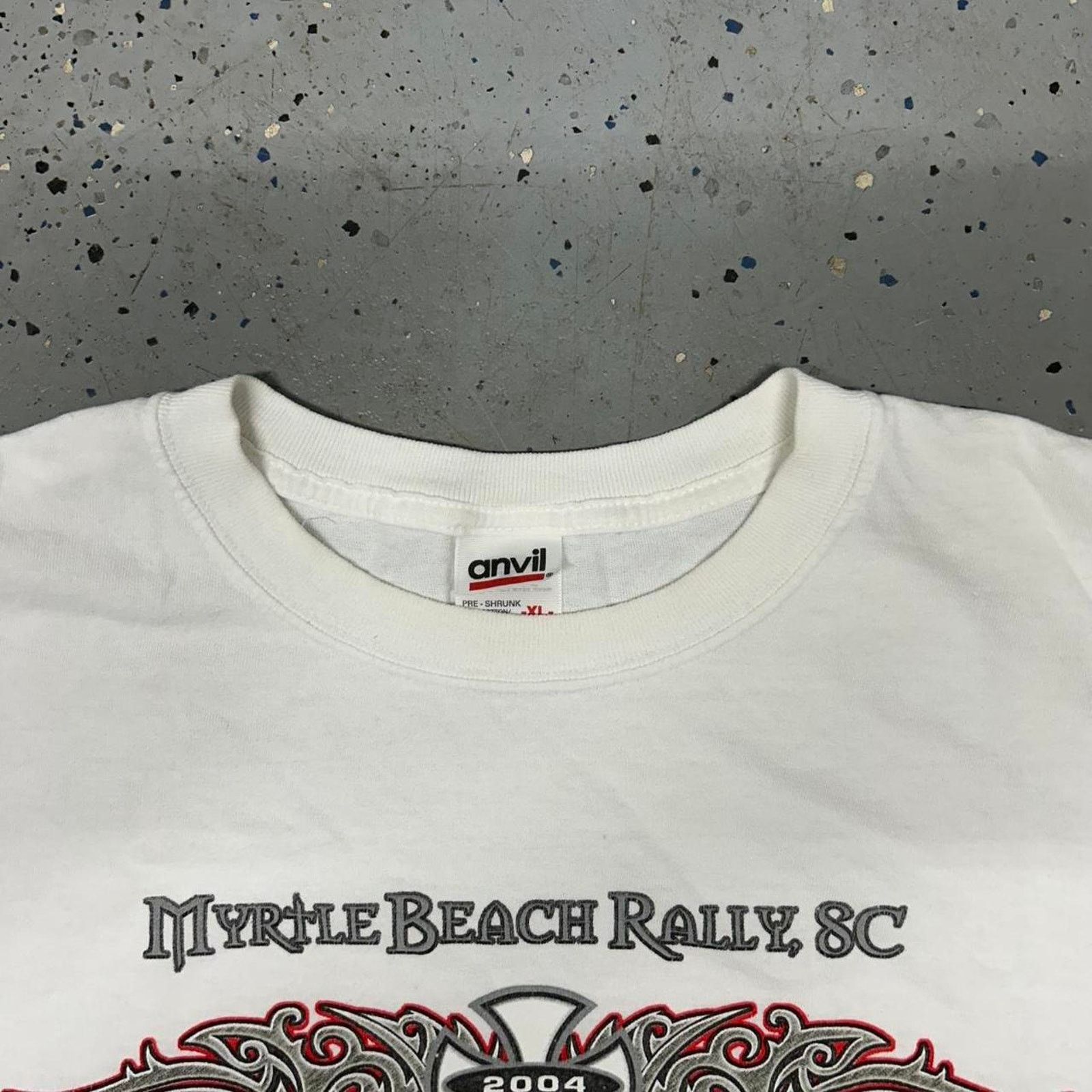 Anvil Y2K White and red Myrtle Beach Rally 2004 tee Size US XL / EU 56 / 4 - 3 Thumbnail