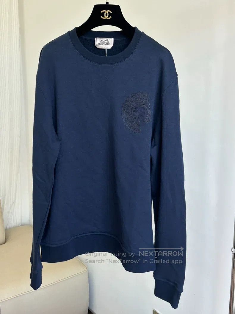 Hermes Hermes Logo Embroidered Sweatshirt Deep Sea Blue Size US M / EU 48-50 / 2 - 1 Thumbnail