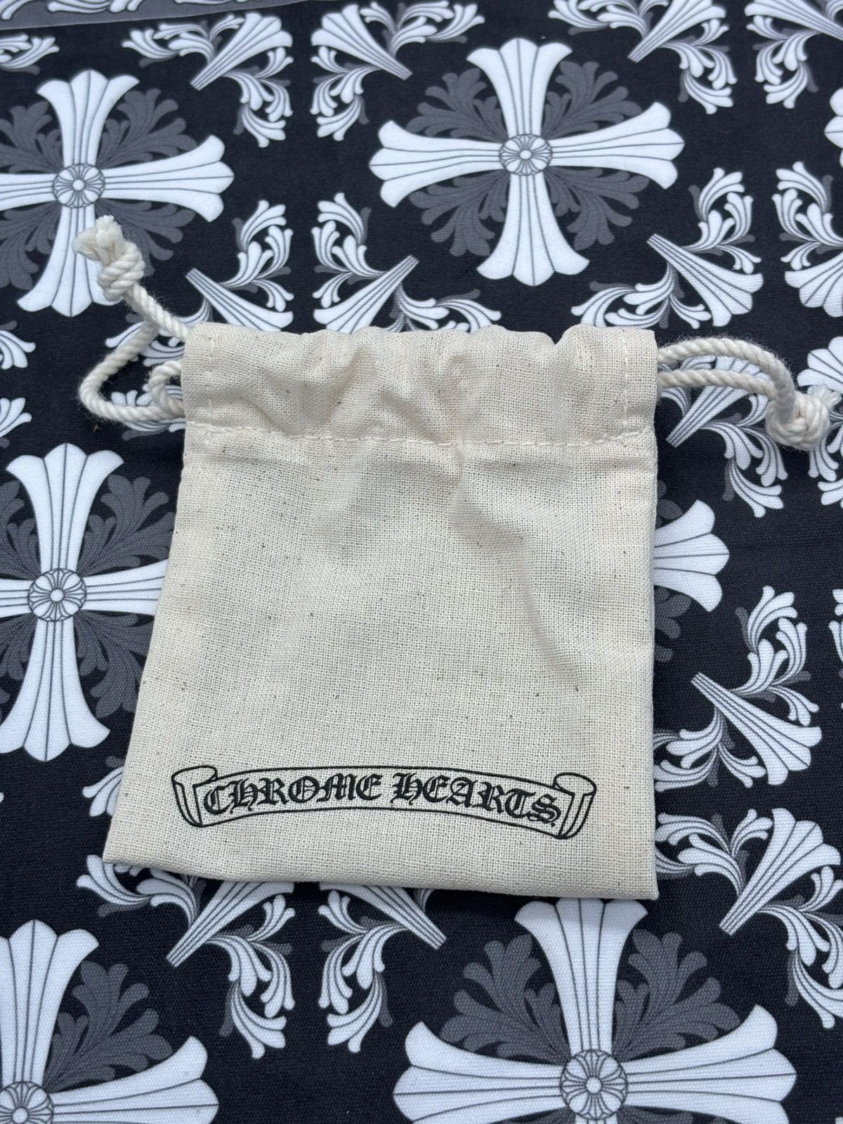 Chrome Hearts Chrome hearts red silichrome fleur pendant Size ONE SIZE - 4 Thumbnail