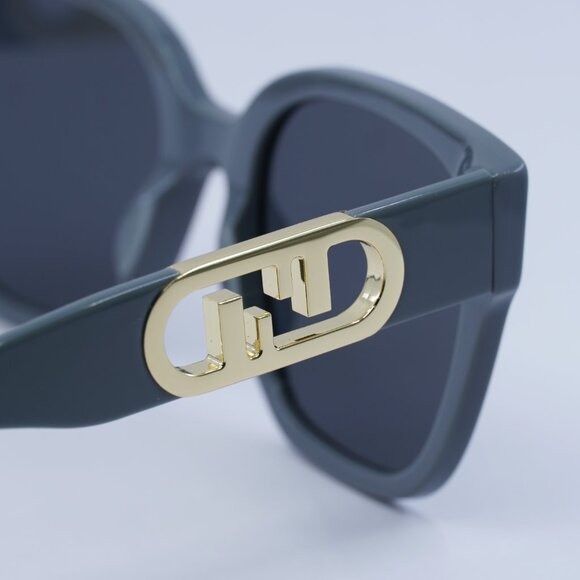 Fendi Fendi FE40063I 20A Sunglasses Transparent Grey Square Frame Size ONE SIZE - 5 Thumbnail