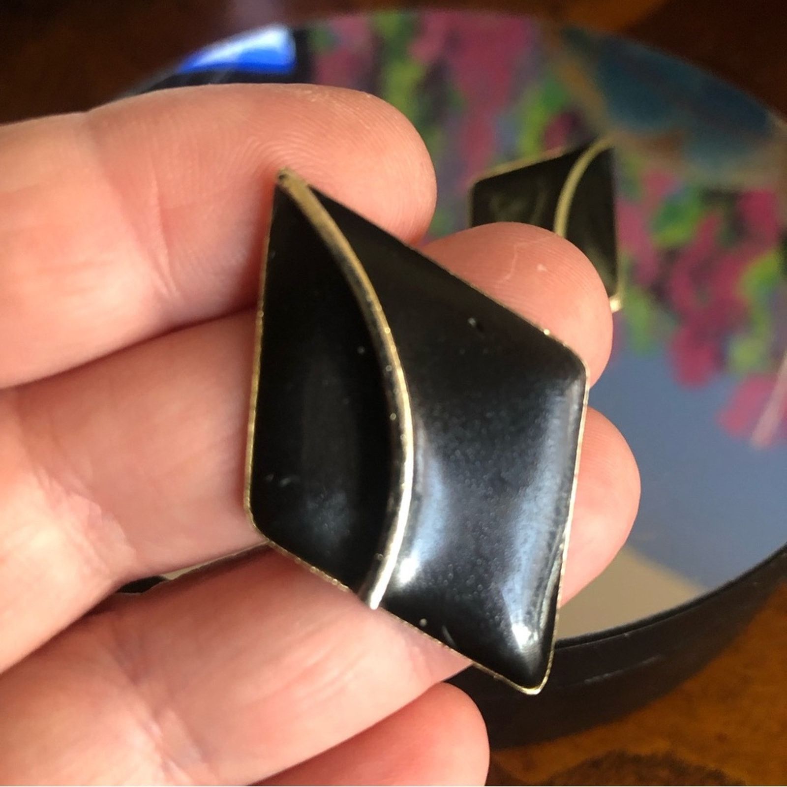 Vintage Vintage 70s-80s black enamel diamond shape pierced earrings Size ONE SIZE - 7 Thumbnail