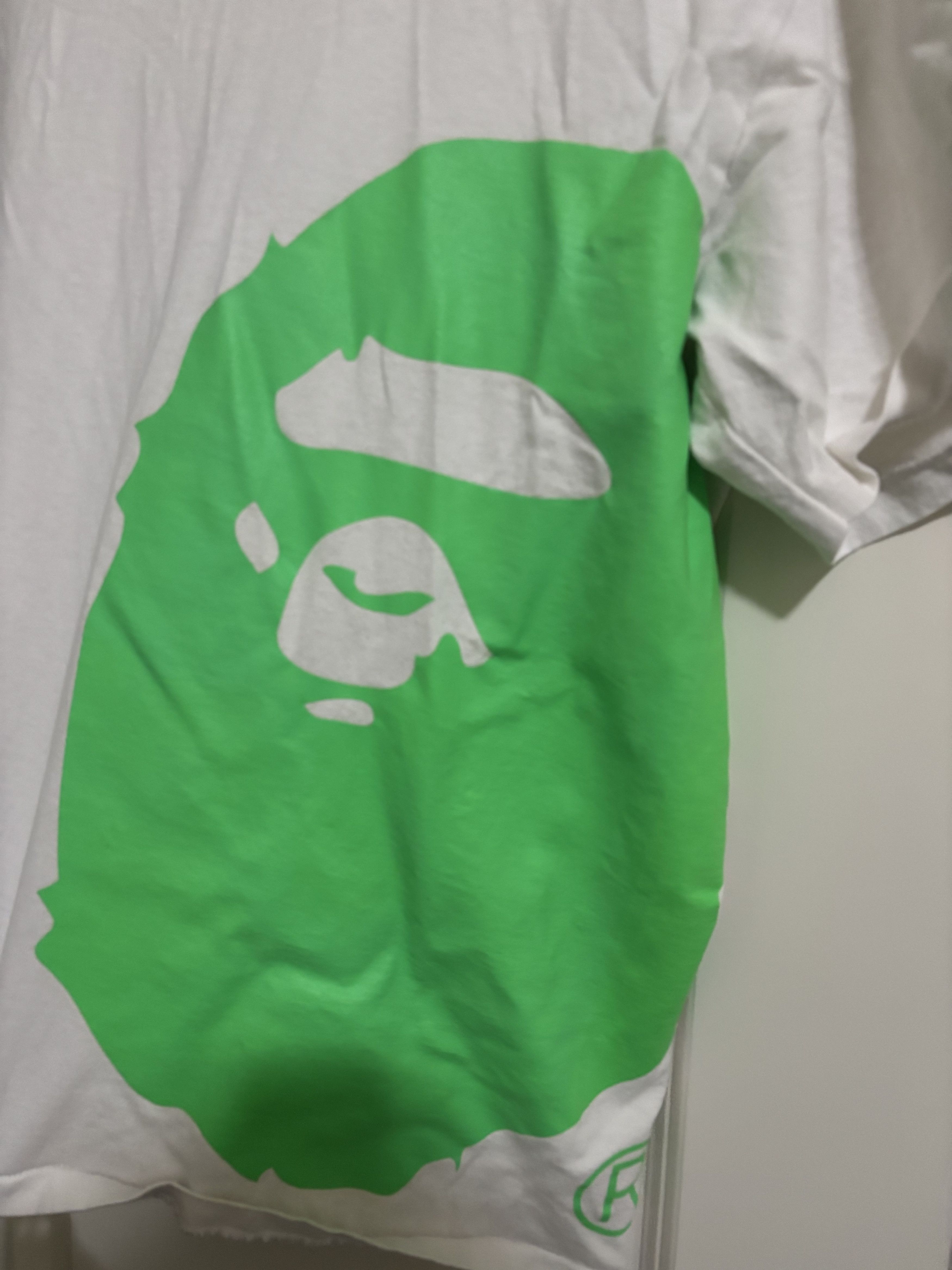 Bape bape side print short sleeve Size US L / EU 52-54 / 3 - 2 Thumbnail