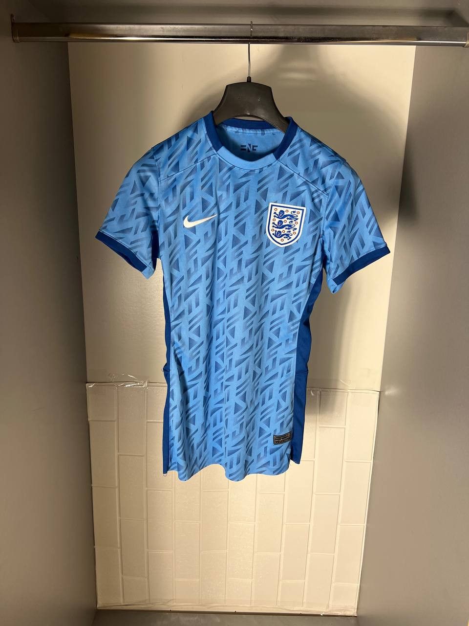 Vintage VERY RARE NIKE ENGLAND SOCCER JERSEY RETRO ARSENAL Y2K 90s Size US S / EU 44-46 / 1 - 1 Thumbnail