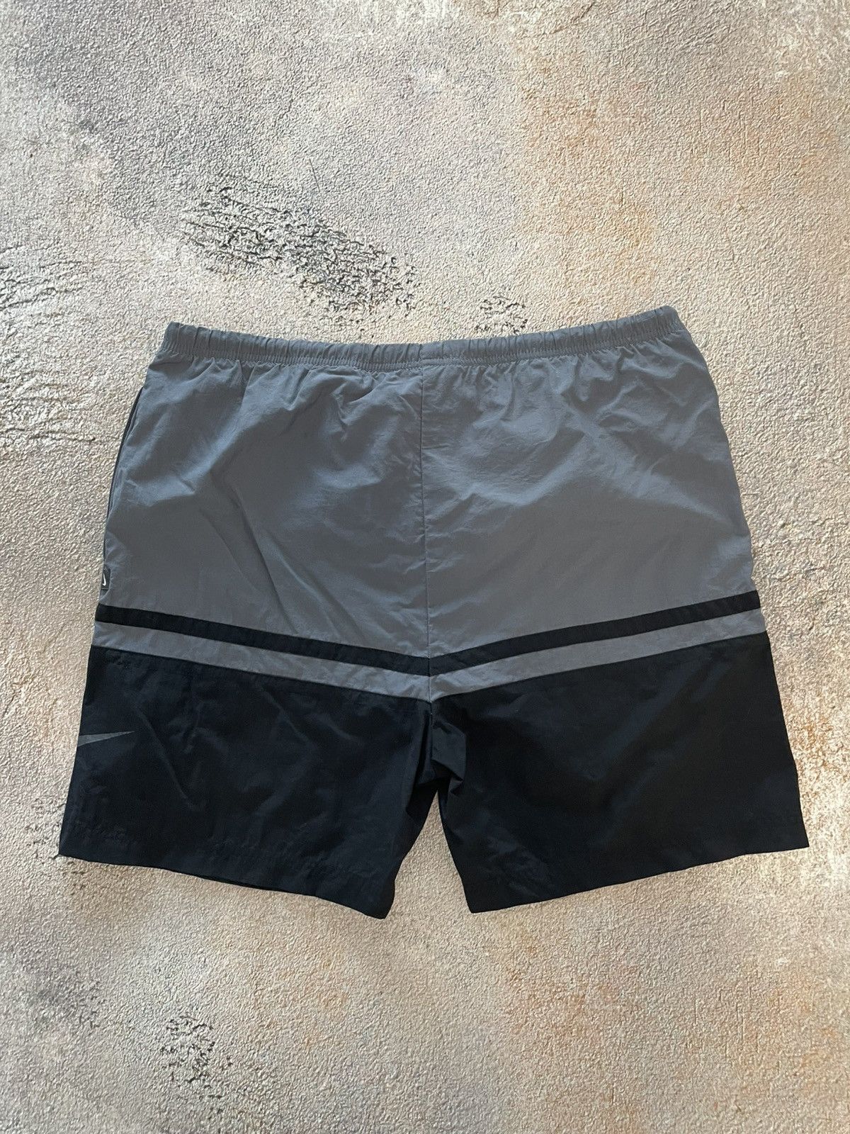 Nike Vintage Nike Nylon Big Swoosh Shorts Size US 32 / EU 48 - 7 Thumbnail