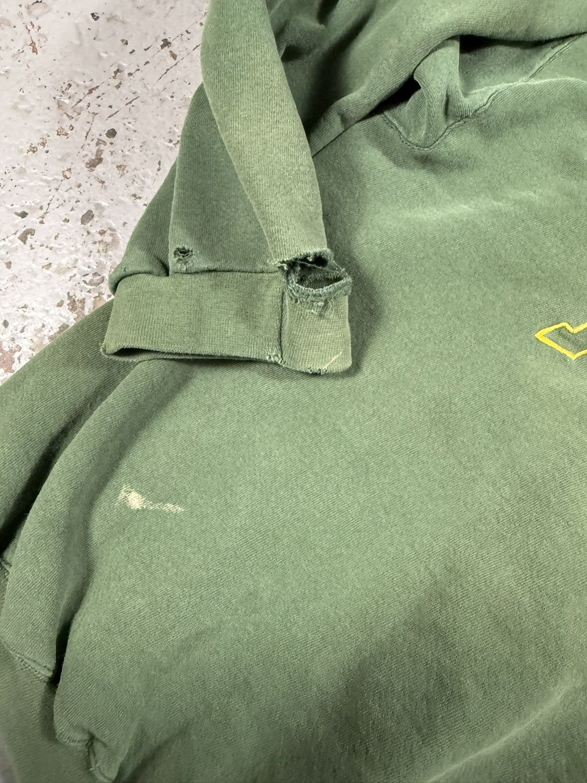 Puma Vintage Thrashed Green Bay Packers Puma Sweater Distressed Size US XL / EU 56 / 4 - 3 Thumbnail
