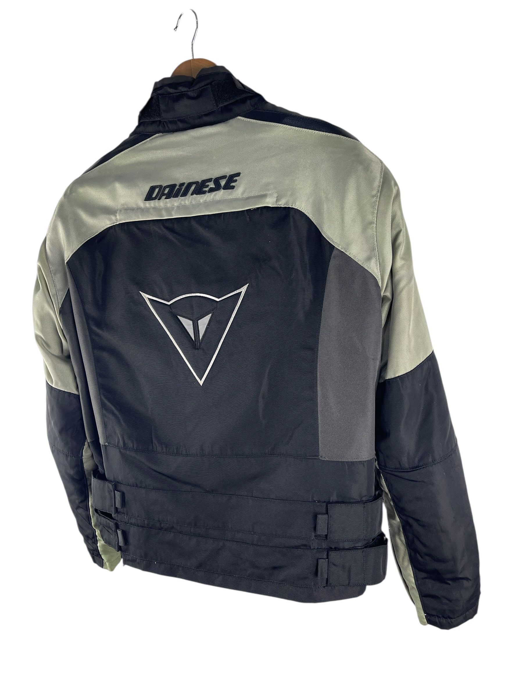 Dainese Dainese D-Dry Motorcycle Jacket Black Silver Touring Riding Size M / US 6-8 / IT 42-44 - 9 Thumbnail