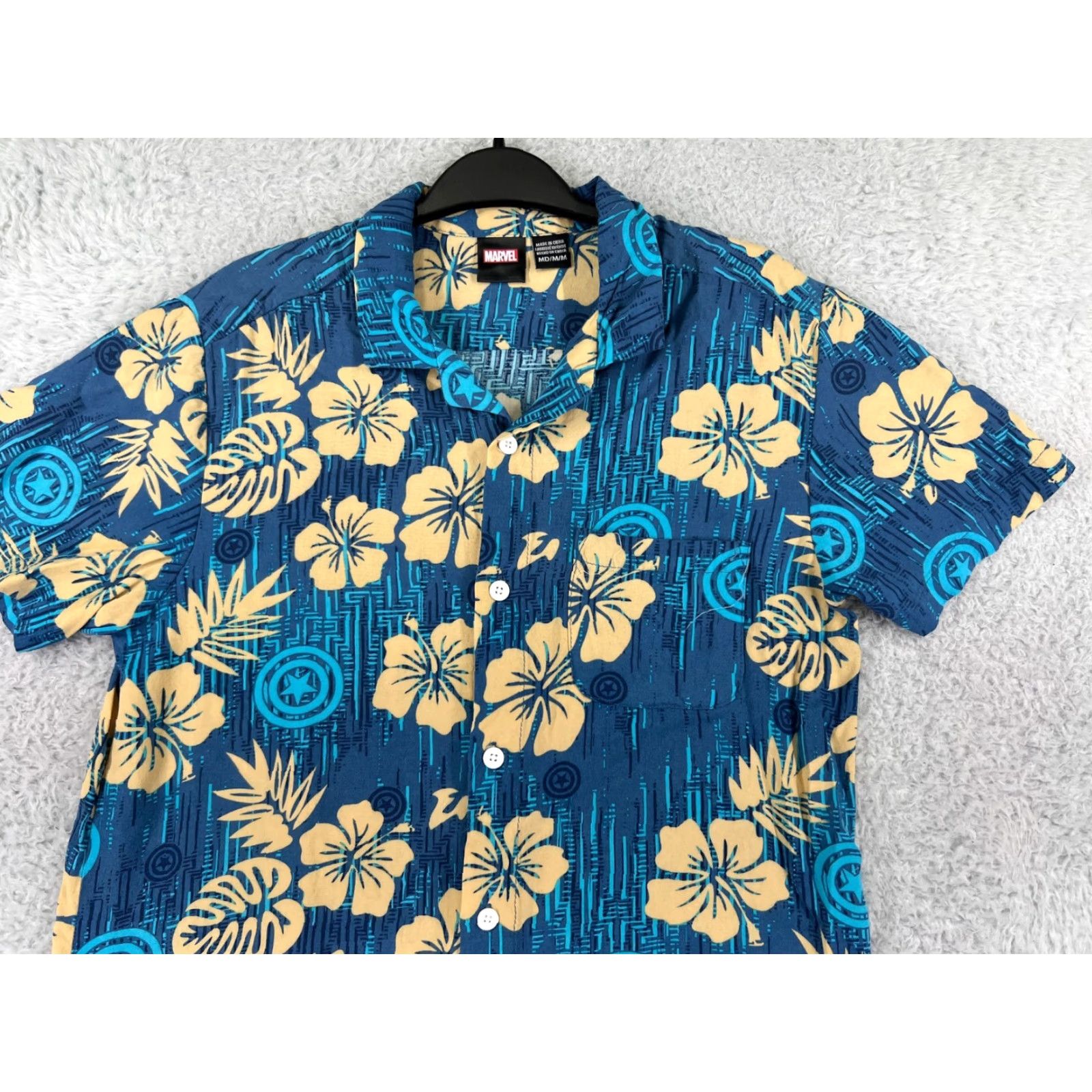 Vintage Captain America Shirt Mens Small Blue Beige Floral Marvel Comics Hawaiian Button Up Size US S / EU 44-46 / 1 - 5 Thumbnail