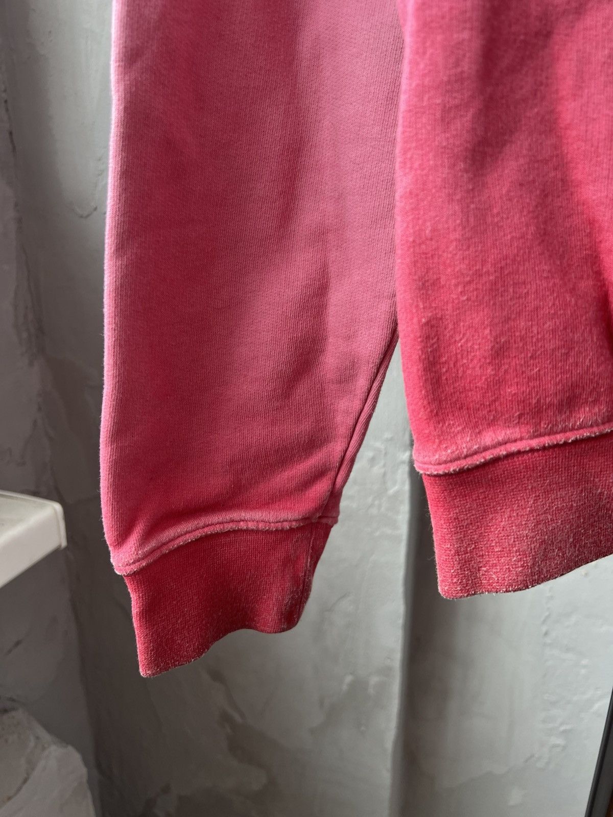 Versace Jeans Couture Versace Jeans MENS PINK BIG LOGO FADED SWEATSHIRT SIZE M Size US M / EU 48-50 / 2 - 13 Thumbnail