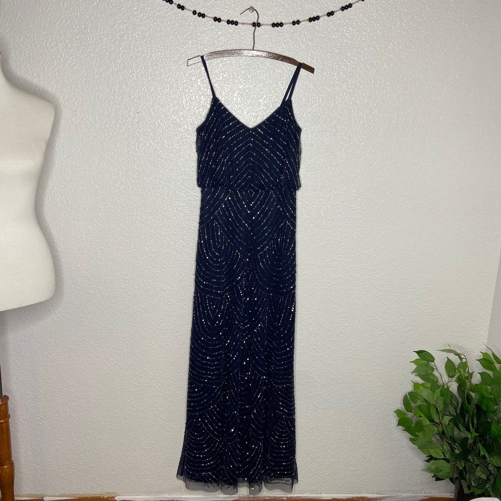 Adrianna Papell Adrianna Papell Navy Sequin Tank Evening Gown Size M / US 6-8 / IT 42-44 - 1 Thumbnail