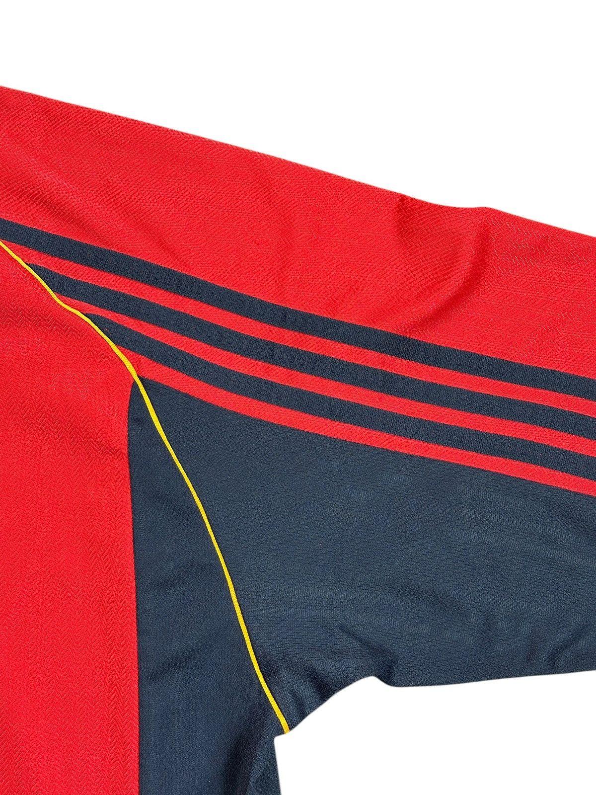 Adidas × Vintage Spain 1998 Home Jersey Size US XL / EU 56 / 4 - 6 Thumbnail