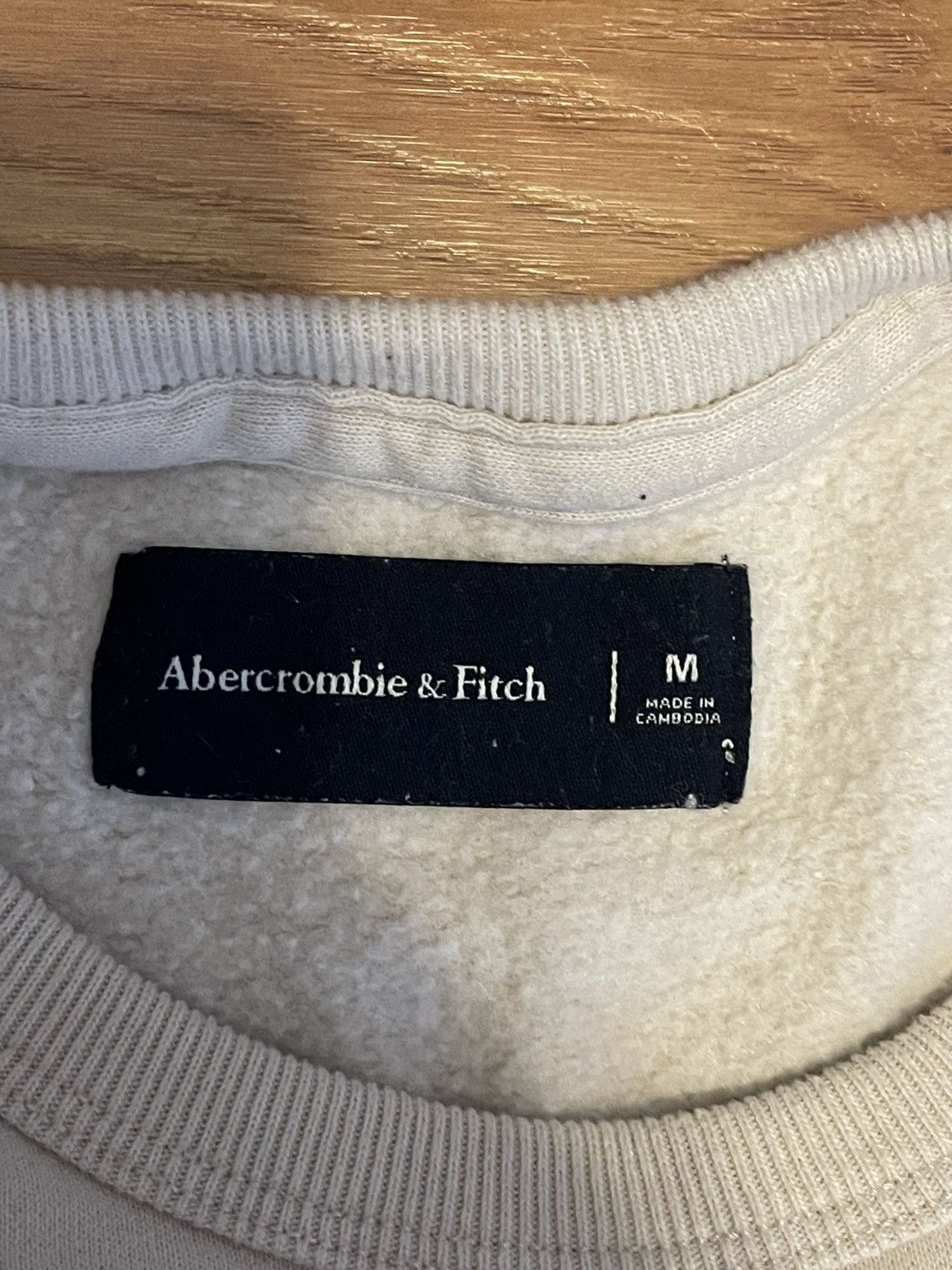 Abercrombie & Fitch Cream Abercrombie Fitch Pullover🫎 Size US M / EU 48-50 / 2 - 2 Thumbnail