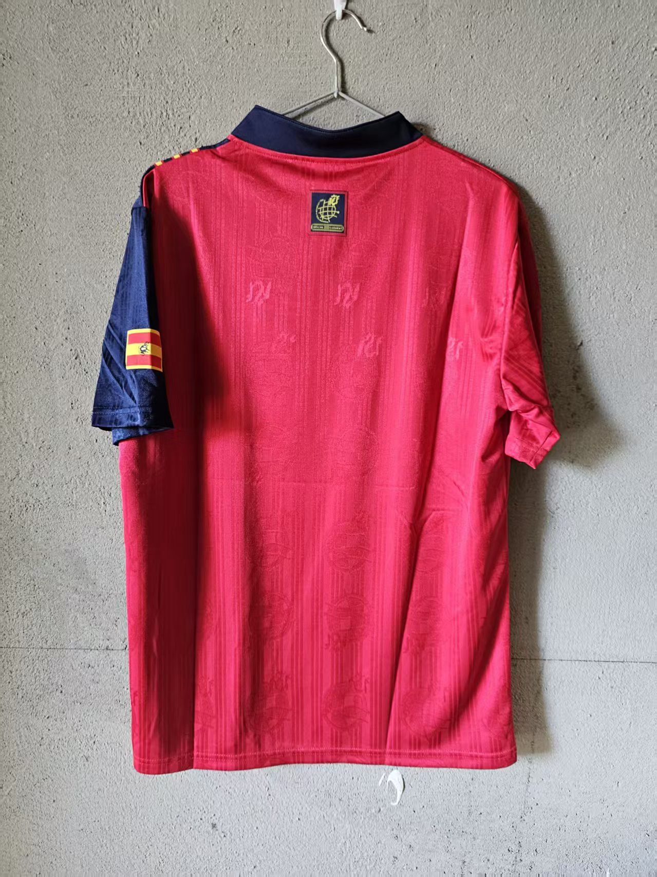 Other 1996 Spain Football Jersey Home Size US L / EU 52-54 / 3 - 5 Thumbnail