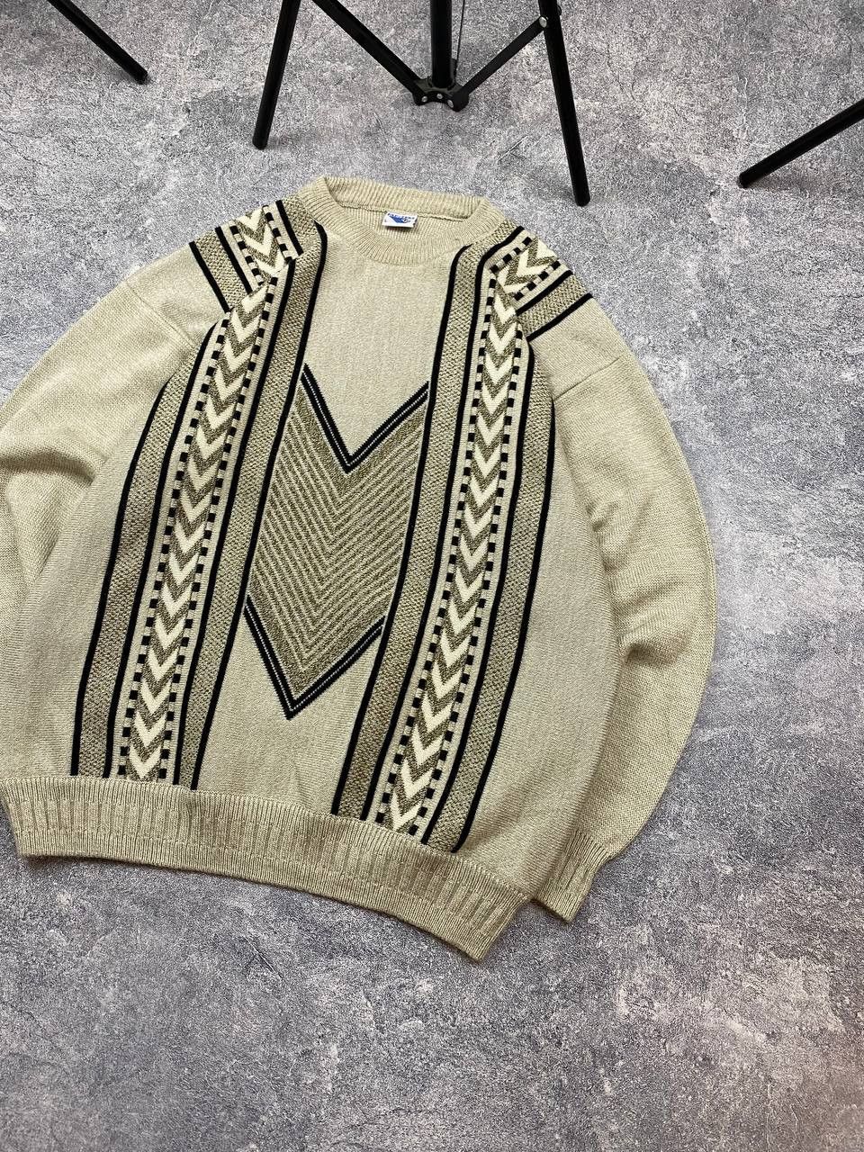 Vintage Vintage Sweater 1990s Knit Striped 3D Knit Button Neck Sweater Size XL Size US L / EU 52-54 / 3 - 4 Thumbnail