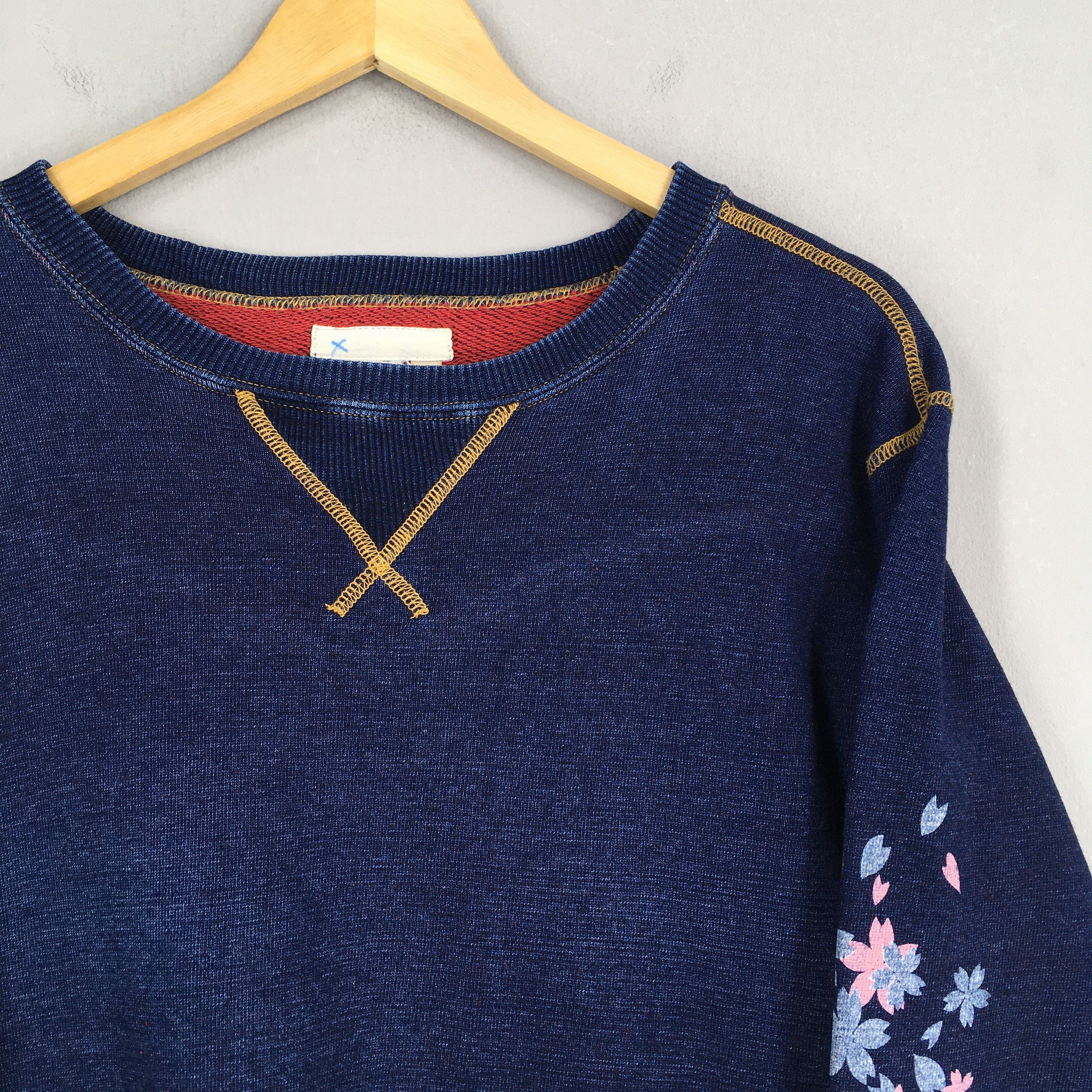 Indigo × Japanese Brand × Vintage Vintage Indigo Blue Japan Sakura Blossom Sweatshirt Medium Size US M / EU 48-50 / 2 - 2 Thumbnail