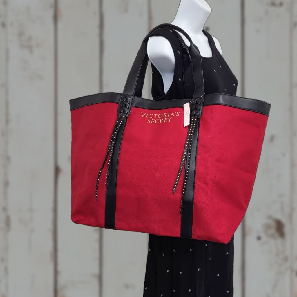 Victoria's Secret NWT Victoria's Secret Canvas Tote Beach Duffle Bag Red Black 23" X 13.5" X 7" Size ONE SIZE - 1 Thumbnail