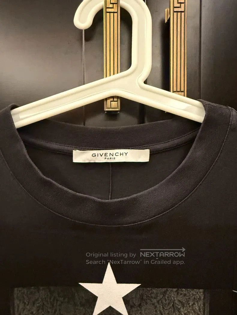 Givenchy Givenchy Men's Short Sleeve T. Size US L / EU 52-54 / 3 - 3 Thumbnail