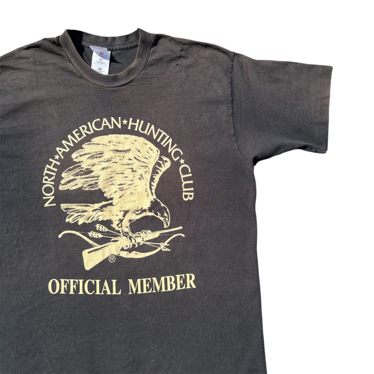 Vintage Vintage Faded Black North American Hunting Club T-Shirt Size US L / EU 52-54 / 3 - 2 Thumbnail