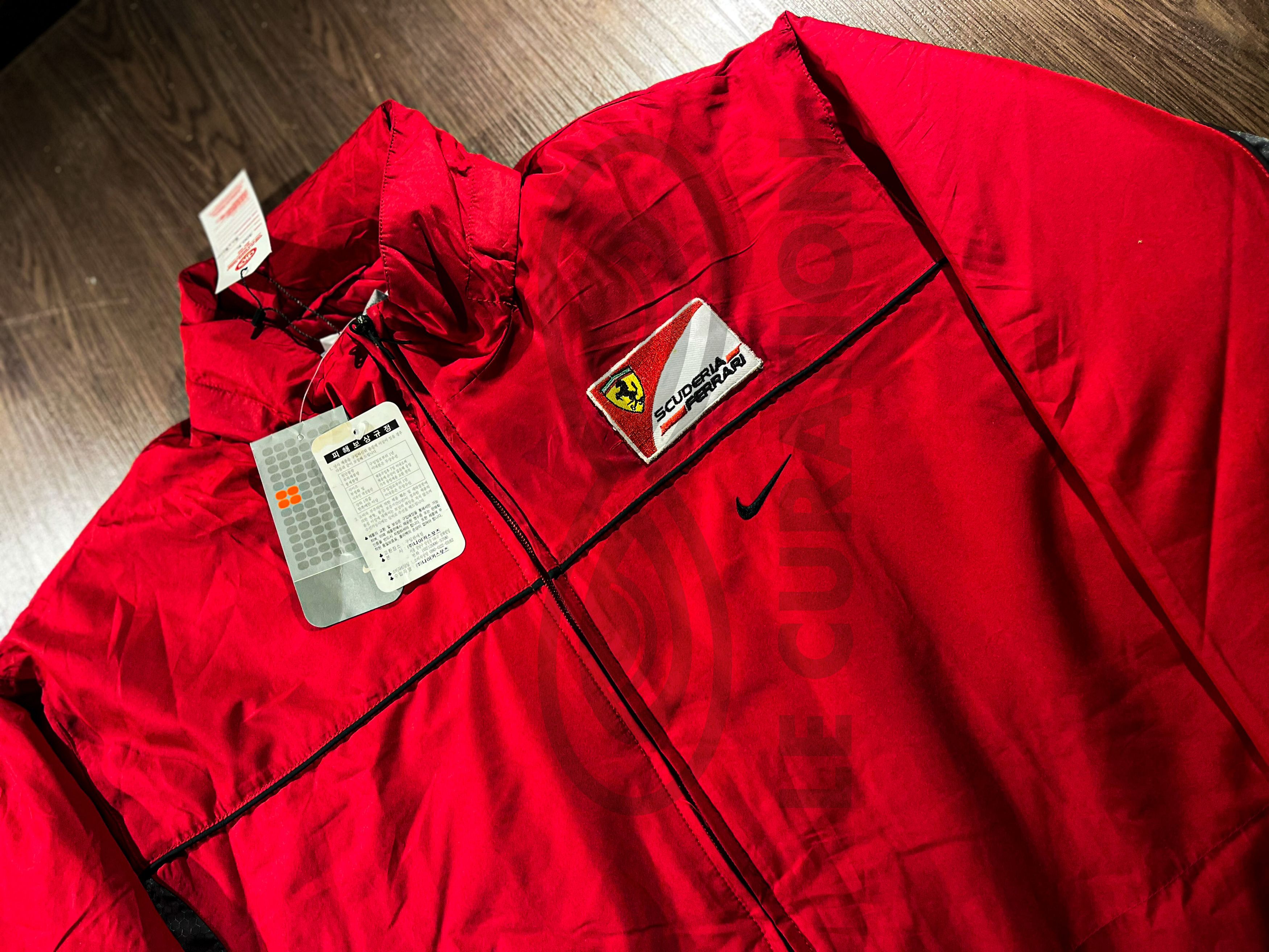 Ferrari [BNWT] Bootleg Nike Ferrari Embroidered Puffer Jacket Size US XL / EU 56 / 4 - 2 Thumbnail