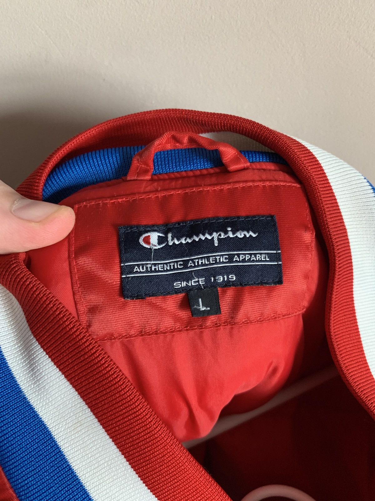 Champion Philadelphia 76ers Sixers Basketball Jacket NBA Champion L Size US L / EU 52-54 / 3 - 15 Thumbnail
